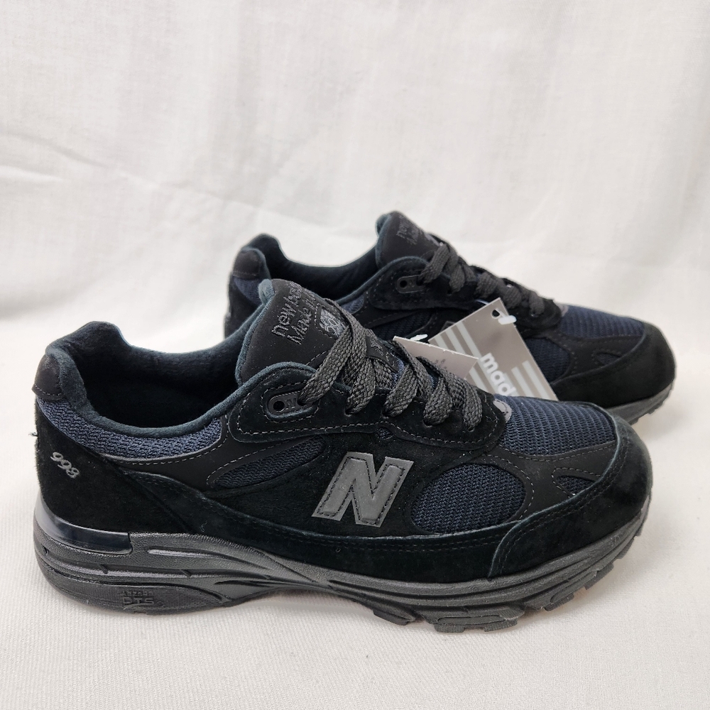 New balance 993 Black On Black Suede Sneakers. USA - Picture 3 of 13